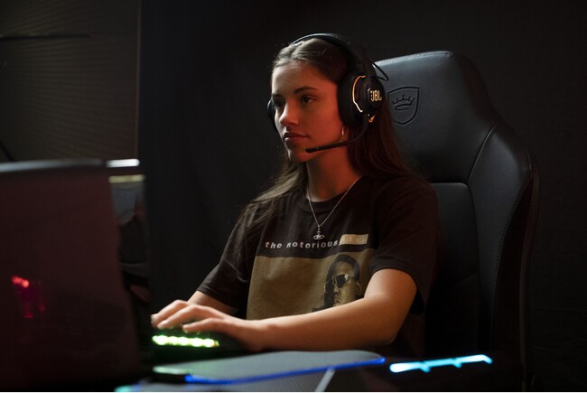 Q[~OpI[fBIuJBL QuantumvV[Yō̃CXwbhZbguJBL Quantum 910 Wirelessv V