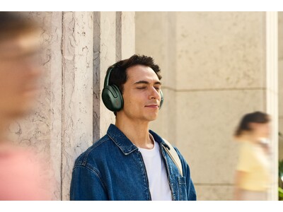 JBLのフラッグシップモデルに新色を追加新しいサウンドカーブとUIアップデートにより、音質と操作性を刷新「JBL Tour One M3」、「JBL Tour Pro 3」の“グリーンカラー”新発売！