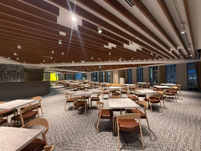 ビジョングループの「あどばる」が、新宿駅直結・最大300名対応の多目的イベント会場「グレイドパーク新宿駅前」をオープン