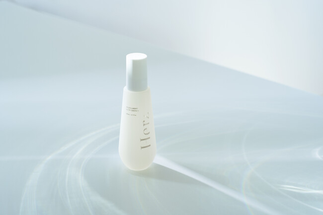 舟山久美子のスキンケアブランド「Herz skin」、新商品の水バーム質感浸透化粧水を伊勢丹新宿店にて先行発売！