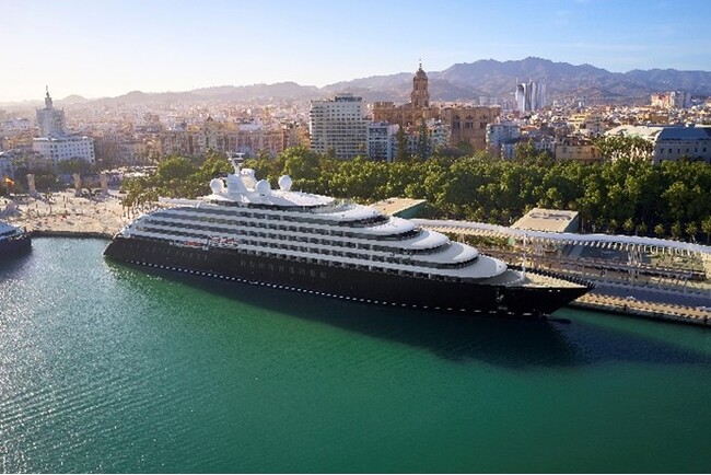 外航クルーズ船「Scenic Eclipse2」が横須賀港に初寄港！