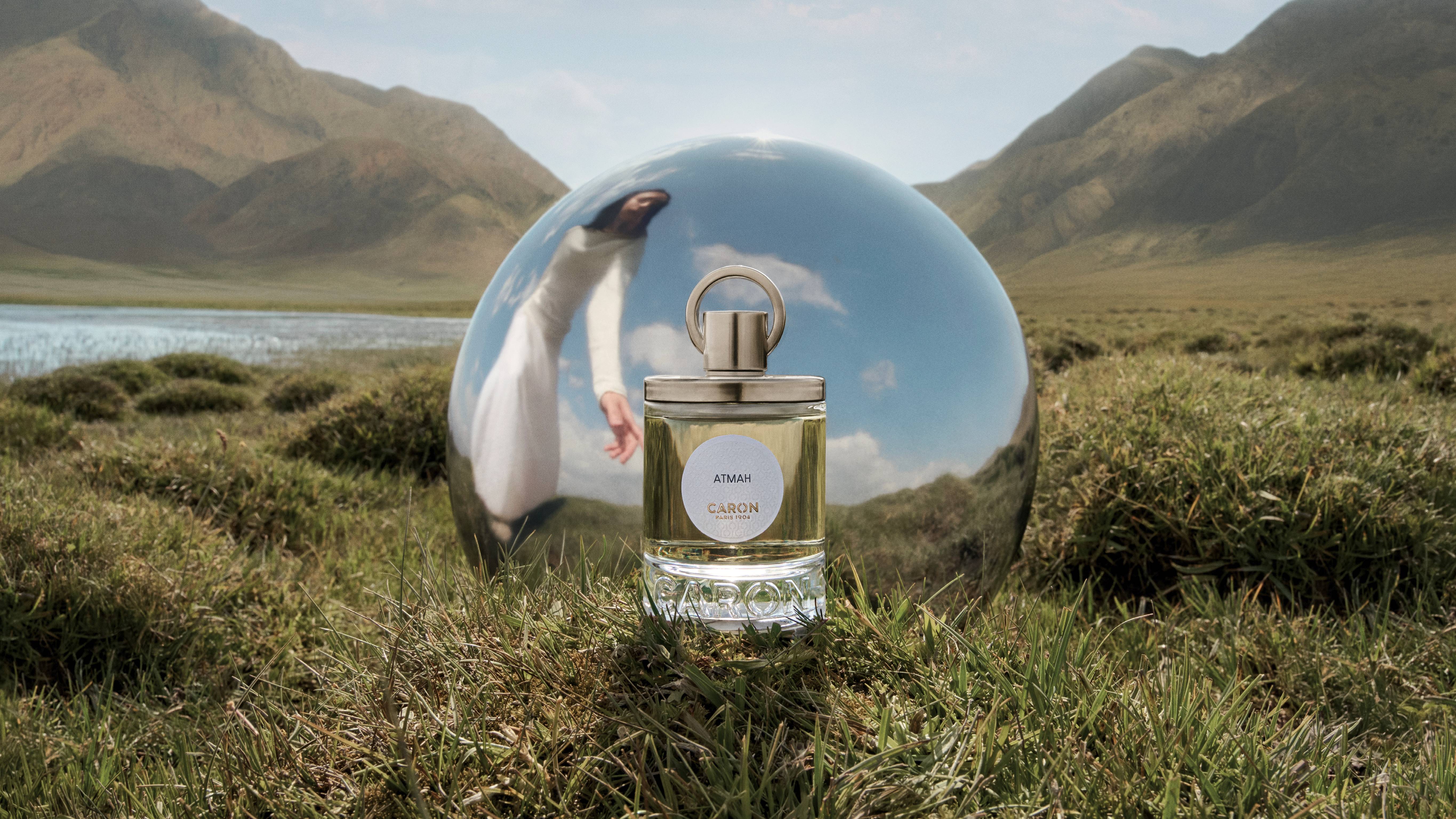 光と空気を呼吸するミネラル・バニラ　CARON ATMAH オードパルファン新登場