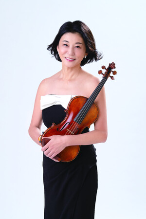 “観ても、聴いても、美しく、楽しい ヴァイオリンアンサンブル” 高嶋ちさ子 12人のヴァイオリニストが、動員10万人を超える初の全国47都道府県を巡るツアーを開催！