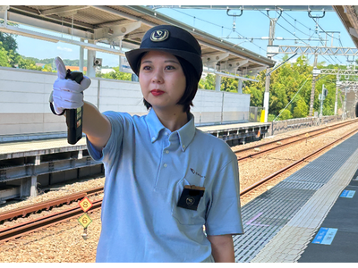 暑すぎる環境下での熱中症対策を推進、一層の安全・安心に向けて　８月１日、駅係員の夏制服にポロシャツを導入