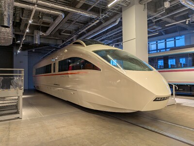 皆さまに後押しいただき決定したVSE展示、いよいよ　３月１９日から展示記念企画「VSE -声がつなぐロマ...