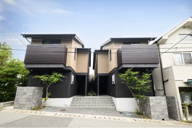 箱根・強羅にて“別荘”のように過ごせる空間を　５月２９日「ＳＹＬＡ　ＨＯＴＥＬ　箱根強羅」を取得し、運営開始します