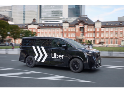 Uber プレミアム、新型「エルグランド」が運行開始