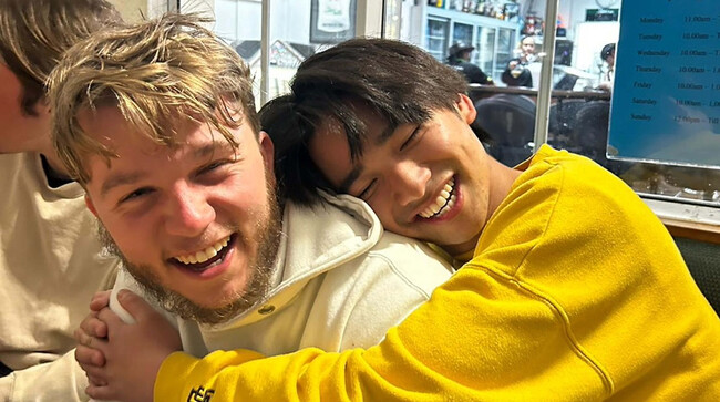 受講生の満足度【4.86／5】を獲得。なぜ夢カナのワーホリ英語は高評価なのか？秘訣は「採用率わずか1%！講師の自社採用」にあった