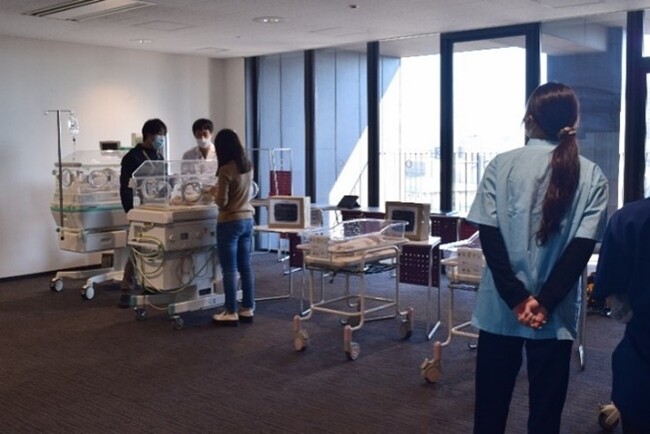 プレスリリース「◆阪神・淡路大震災から30年　災害時訓練で救命スキルを競う◆ 医師・看護師・救急救命士らがチームで挑む「千里メディカルラリー」 ～関西大学の学生が運営に協力し、大会映像を制作・即日上映～」のイメージ画像