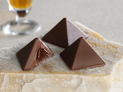 オープン 9 周年を記念して「ロイヤルモンターニュプレミア ラムショコラ」を 2025 年 12 月 1 日より先行販売開始!