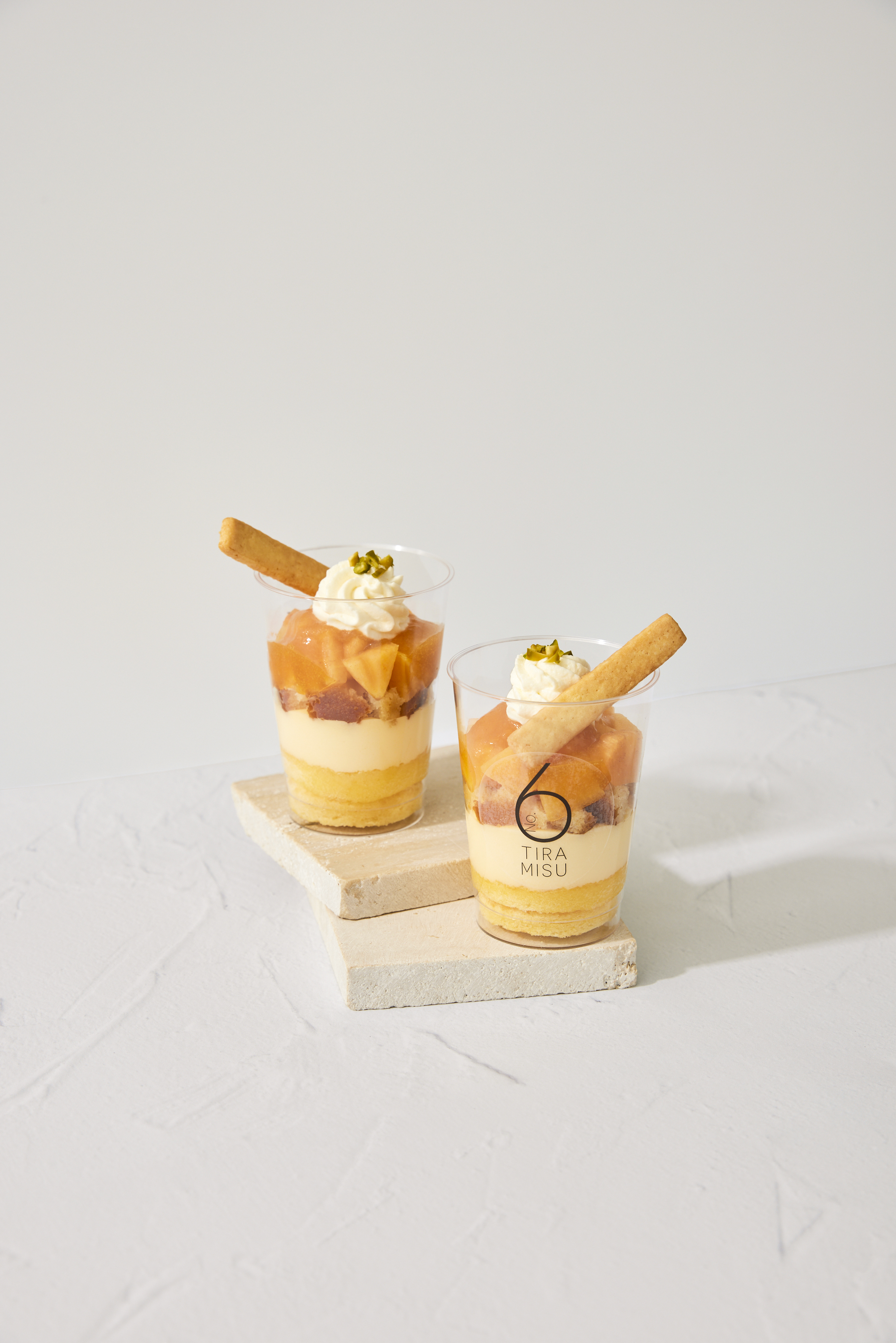 【大阪】ティラミス専門店Tiramisu No.6が1周年記念キャンペーンを開催！店舗限定プレミアム生パフェやオンライン10％OFFクーポンが登場。