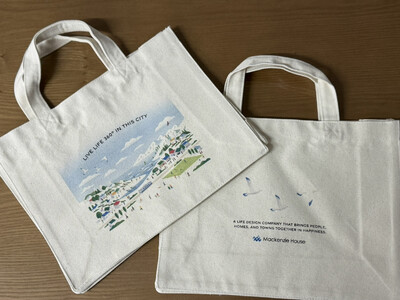 住宅会社マッケンジーハウスが“街で生きる思想”をバッグに。「LIVE LIFE 360° IN THIS CITY」オリジナルトートを発表