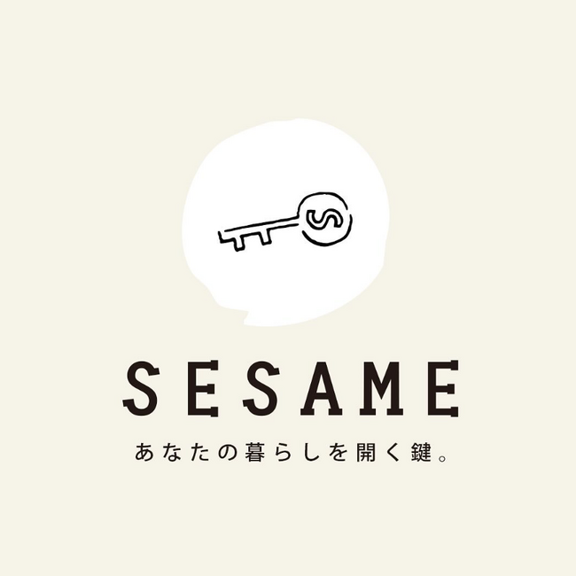 家具ブランド『SESAME（セサミ）』に、お笑い芸人・三四郎さんコーディネート＆撮影のインテリアが登場！