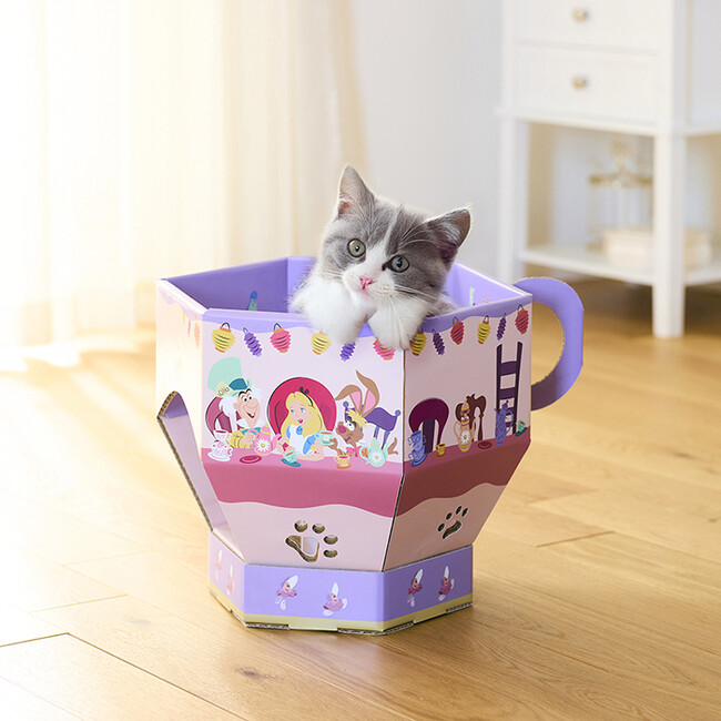 ディズニー・アニメーション映画『ふしぎの国のアリス』劇場公開75周年記念　物語のワンシーンをデザインした「ティーカップ型の猫の爪とぎ」を1月26日（月）より販売開始