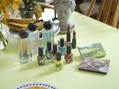 OSAJI（オサジ）より、2025 HOLIDAY MAKEUP COLLECTIONが2025年10月22日（水）より数量限定発売。