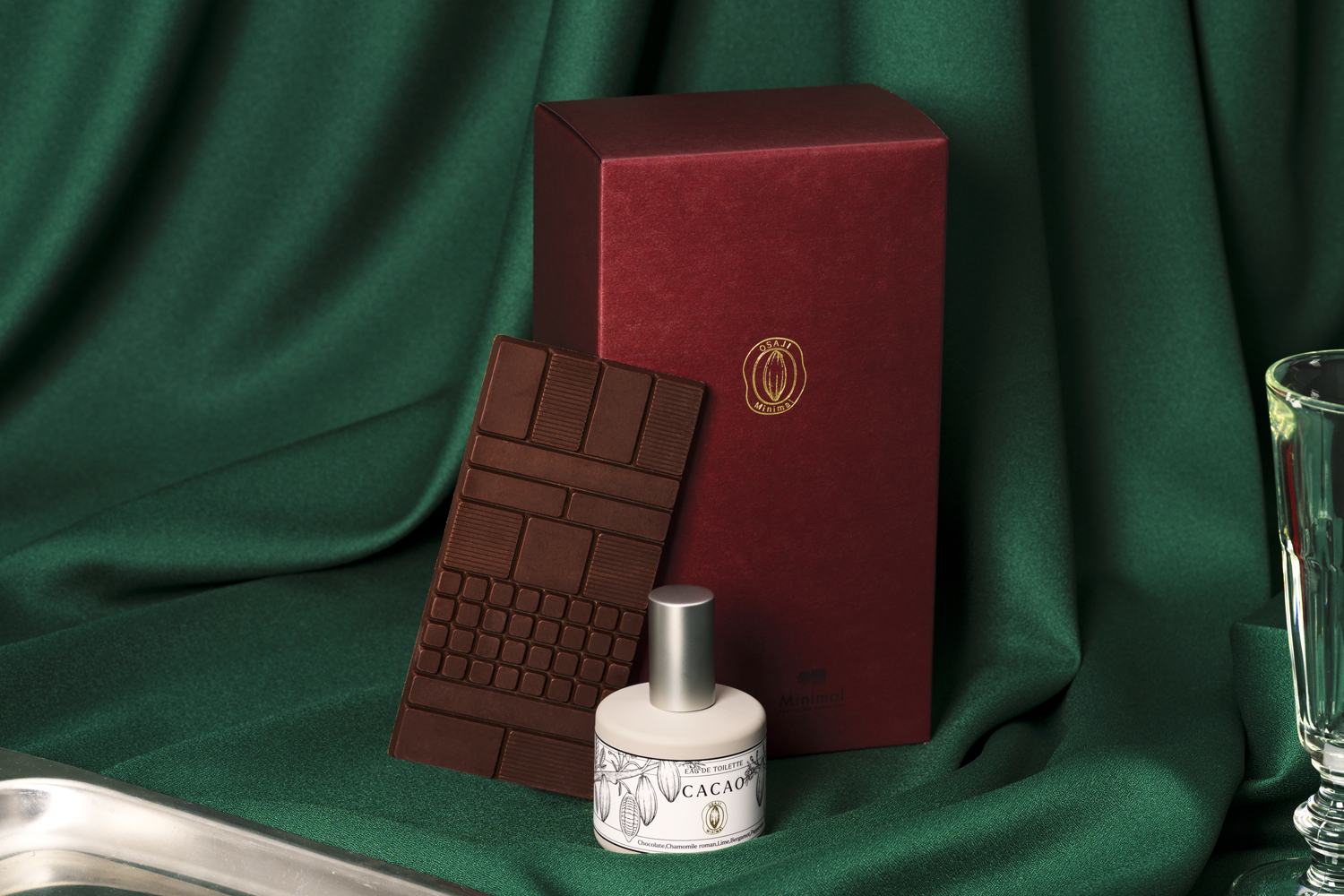 OSAJI（オサジ）× Minimal コラボレーション第2弾。チョコレートの香りをまとうオードトワレと別注チョコレートをセットにした限定コレクションを2026年1月28日（水）より数量限定発売