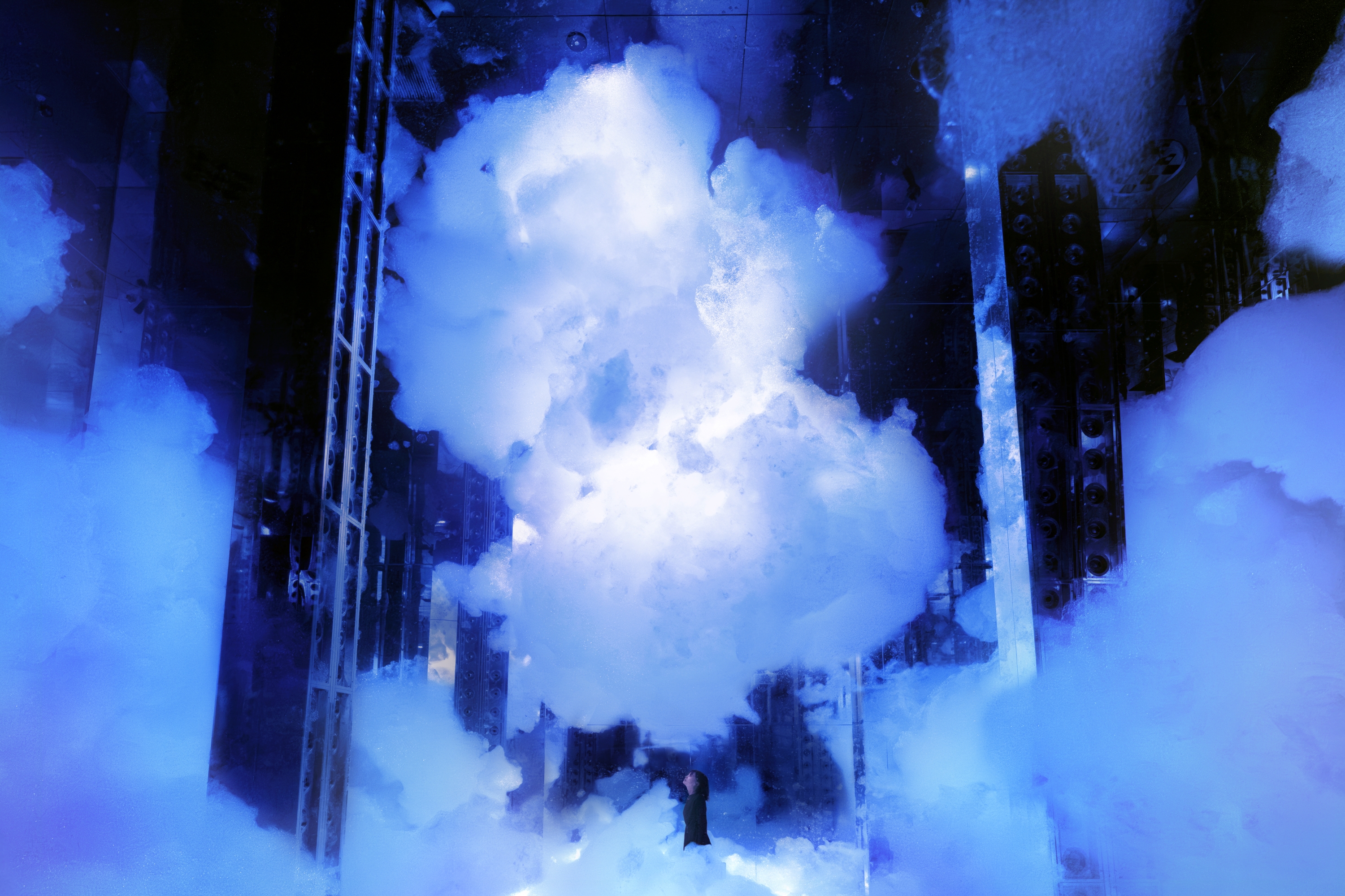 ダブルツリーbyヒルトン京都駅　アートミュージアム「チームラボ バイオヴォルテックス 京都」とコラボ