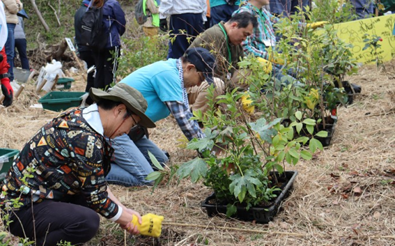 「Present Tree for 湘南国際村めぐりの森II」植樹イベント2025に参加