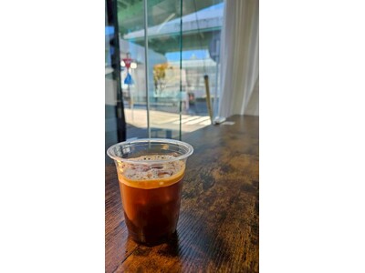 【名古屋】夜カフェ、仕事後のちょい飲みに対応！お酒を飲みながら仕事できる「アルコワーキング」が平日火曜夜の営業を開始