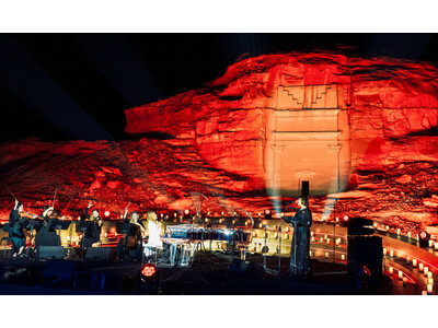 YOSHIKI �T�E�W�A���r�A�ł̍ŐV�R���T�[�g�����悢��1/24(�y)��WOWOW�œƐ����&�z�M!���p�t�H�[�}���X�̐V�Ȃ��܂ވ����̉f�������������Ȃ�!