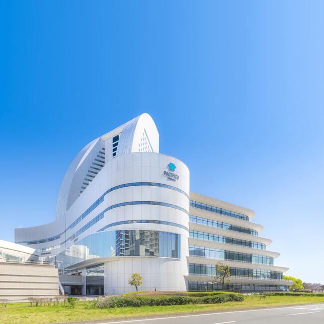 【パシフィコ横浜 開業35周年記念】大型墨象グラフィックアートのお披露目セレモニーを開催