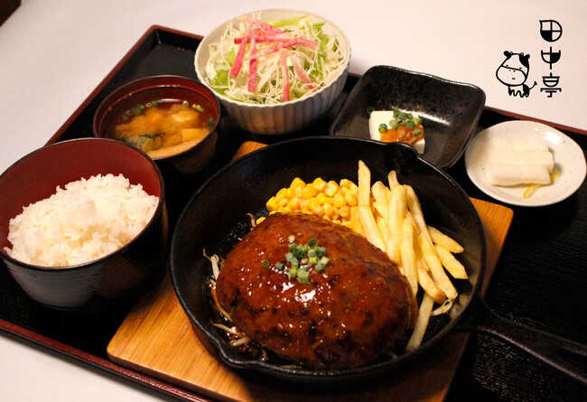 地元三島で愛されるビーフ100%のハンバーグとステーキのお店「田中亭 三島スカイウォーク店」がニューオープン！