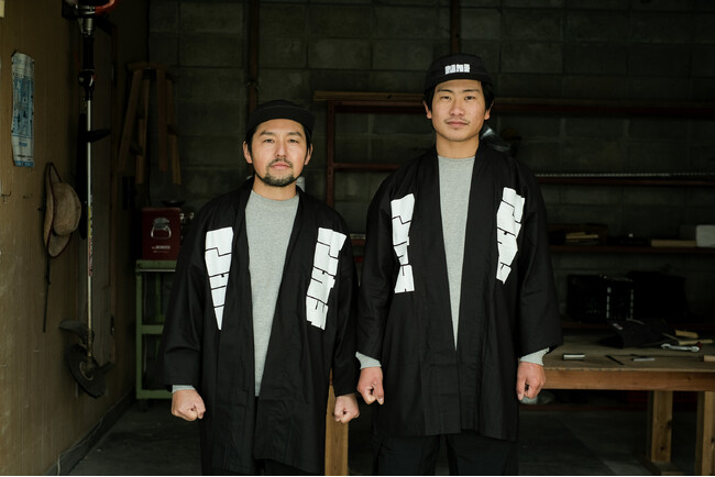 大工を憧れの職業に、岡山の大工集団トンカチがオリジナルグッズを開発販売