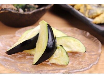 【生で食べるナス】泉州直送“水ナス”が今年も登場！刺身でも味わえる季節限定メニュー｜純国産馬刺しと朝引き...