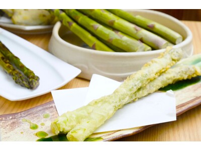 初夏限定！北海道直送のアスパラを一本丸ごと味わう炭火焼きと天ぷらが登場｜純国産馬刺しと朝引き鶏 にほんいち 大阪堺筋本町店