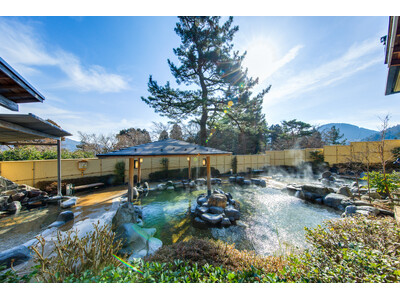 【箱根小涌園ユネッサン】登山シーズン到来！「おいでよ！山頂証明フォト割」山頂での一枚が、入場料半額クーポンに！