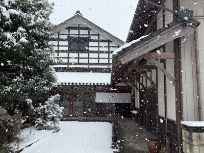 能登半島地震を乗り越え、築100年超の古民家が一棟貸し宿「古民家のらり」として2026年2月リニューアルオープン