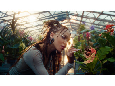 GENTLE MONSTER　FKA twigsと共にした2026 BOUQUETコレクションキャンペーン公開