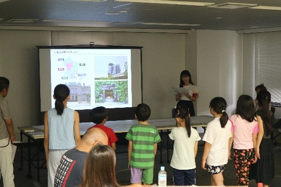 子ども向けエリアマネジメント活動「KUMA」第一弾 「夏休み親子deわくわく お店作り体験ワークショップ」を開催