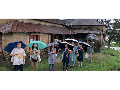 サイクロンで被災したバングラデシュの小学校の再建のために