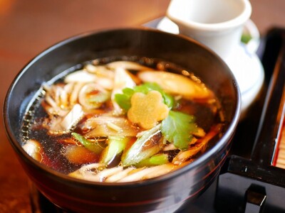 宮城県利府町で初で唯一のミシュラン・ビブグルマン掲載店「稲庭うどん　瀧さわ家」が、多賀城市立図書館内に待...