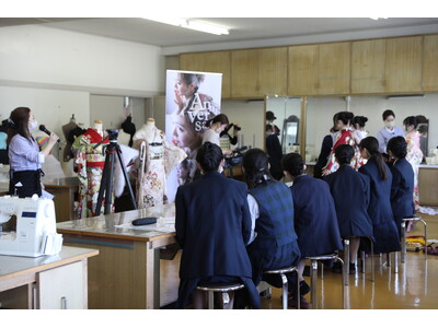 岩国地域の写真館が高校生向け課外授業を開催