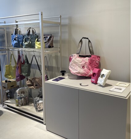 トヨタグループ：豊田合成のエシカルブランド「Re-S」大丸東京店の体験型ストア「明日見世」に初出展