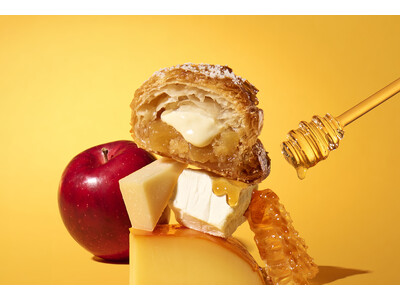 【復刻販売】愛され続けて10年…RINGO10周年記念プロジェクト第1弾 | SNSアンケート人気No.1フレーバー「焼きたて濃厚アップルパイ 3種のチーズ&はちみつ」が復活！