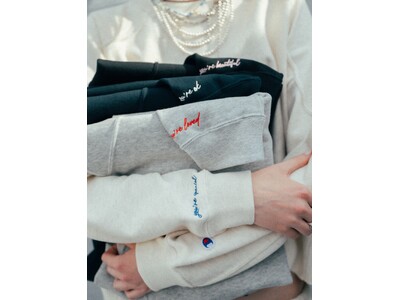 【RHC ロンハーマン】だけの特別な【Champion】。袖に想いを込めたメッセージ刺繍を施したスウェットコレクションが8月8日（土）より登場