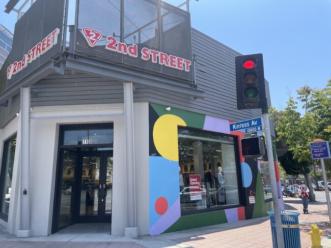 2025年7月25日（金）、『セカンドストリート ウェストウッド店』オープンによりセカンドストリートUSA、50店舗の出店を達成