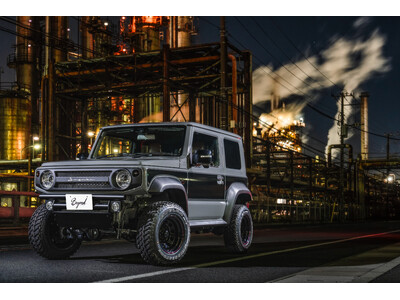 �W���j�[���p�[�c�u�����h BEYOND JAPAN�A�V�J�X�^���X�^�C���uCODE32�v�𔭕\�I