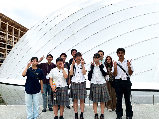 生徒と卒業生が見た“海の未来”――大阪・関西万博「BLUE OCEAN DOME」で広がる循環と共生の輪