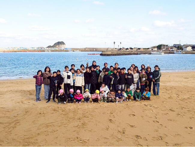 呼子小学校でESDを実践 ビーチクリーンと海洋教育を通じ、子どもが中心となる地域の未来づくり