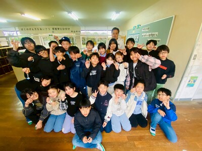 �q�ǂ��̊��z�����A�N�W���̃L�[�z���_�[�𐶂񂾁B�y�b�g�{�g���L���b�v��100���A�b�v�T�C�N�����A�Ďq���w�Z5�N��25�l�փT�v���C�Y����