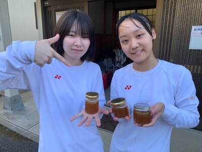 唐津ミツバチプロジェクト始動！初の採蜜を実施