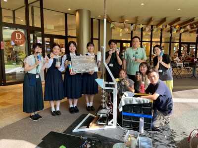 福岡雙葉高校の生徒チーム「3mago」が企画・運営ペットボトルキャップをアップサイクルして“Futabaのキーホルダー”に