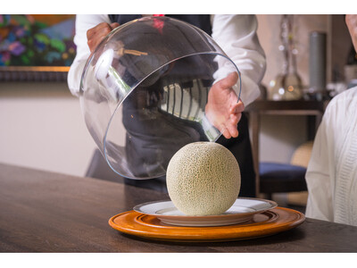 【予約受付中】メロン生産量日本一の茨城県が、切り立てメロンの美味しさをお届け。「メロンコンシェルジュ付き...