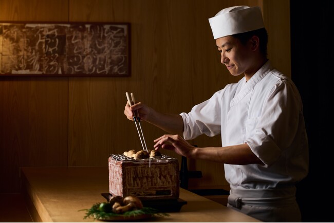 【バンヤンツリー・東山 京都】ミシュラン掲載店「日本料理 杦 SEN」のカウンター越しの美食体験をより多くの方へ―「りょうぜん 杦 別邸」10月1日より週6日営業へ拡大