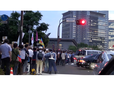 【第8回横浜トリエンナーレ】スペシャルイベント5月26日(日)　野草の生きかた：ふつうの人が世界を変える...