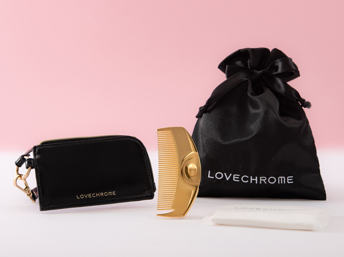 LOVECHROME(ラブクロム)から、春の新生活に贈るチャームケース付きギフトコレクションが3月10日発売